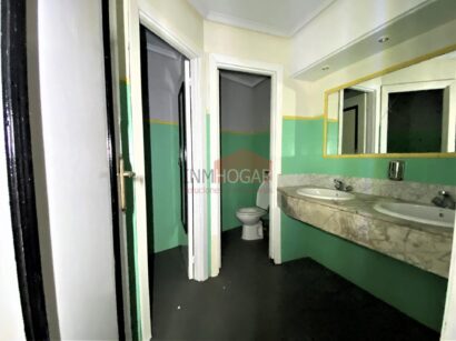 INMHOGAR VENDE  LOCAL COMERCIAL EN ARÉVALO 05200 83
