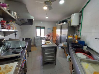 INMHOGAR VENDE BAR-RESTAURANTE EN LA A-6 92