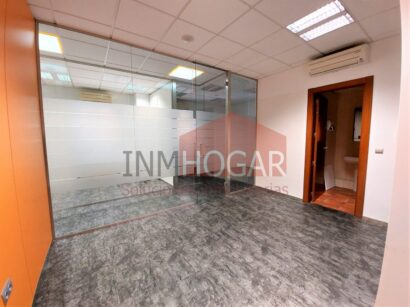 OFICINA EN PALACIO DE CÁRDENAS EN VENTA Y ALQUILER 91