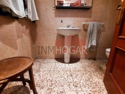 LOCAL EN VENTA O  EN ALQUILER EN ÁVILA ZONA SUR 90