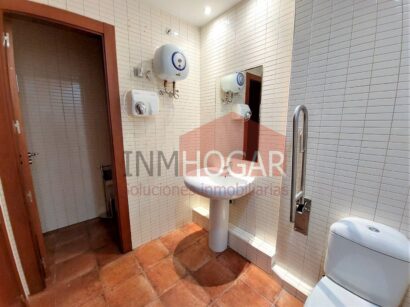 OFICINA EN PALACIO DE CÁRDENAS EN VENTA Y ALQUILER 89