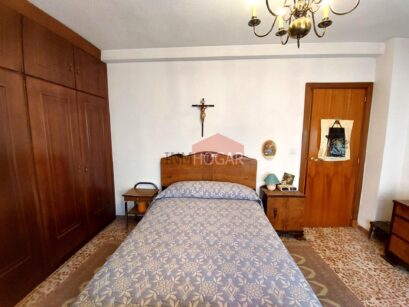 INMHOGAR ARÉVALO VENDE AMPLIA VIVIENDA EN EL CENTRO 84