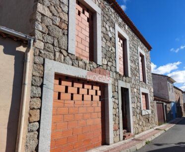 CASA EN CONSTRUCCIÓN EN MUÑANA