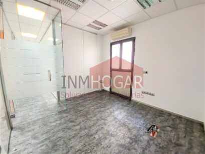 OFICINA EN PALACIO DE CÁRDENAS EN VENTA Y ALQUILER 73