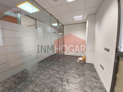 OFICINA EN PALACIO DE CÁRDENAS EN VENTA Y ALQUILER 72