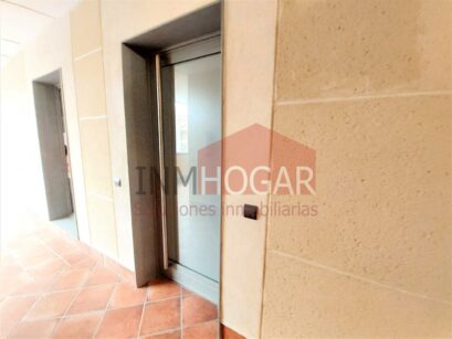 OFICINA EN PALACIO DE CÁRDENAS EN VENTA Y ALQUILER 69