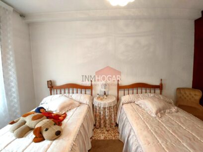 INMHOGAR ARÉVALO VENDE AMPLIA VIVIENDA EN EL CENTRO 64