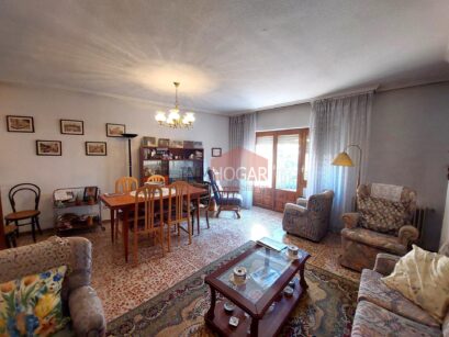 INMHOGAR ARÉVALO VENDE AMPLIA VIVIENDA EN EL CENTRO 98