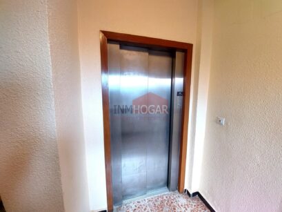 INMHOGAR ARÉVALO VENDE AMPLIA VIVIENDA EN EL CENTRO 59