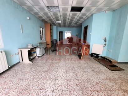 LOCAL EN VENTA O  EN ALQUILER EN ÁVILA ZONA SUR 96