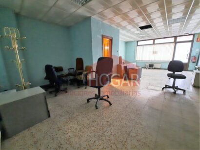 LOCAL EN VENTA O  EN ALQUILER EN ÁVILA ZONA SUR 95