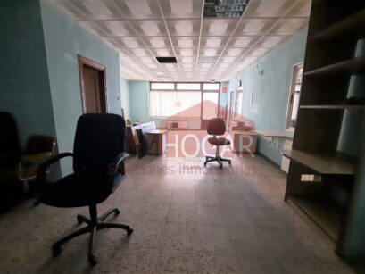 LOCAL EN VENTA O  EN ALQUILER EN ÁVILA ZONA SUR 94