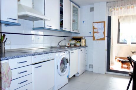 VENTA DE CHALET PAREADO EN ÁVILA