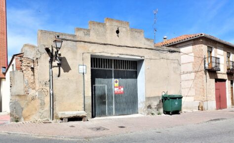 NAVE A LA VENTA EN ARÉVALO (05200) 99