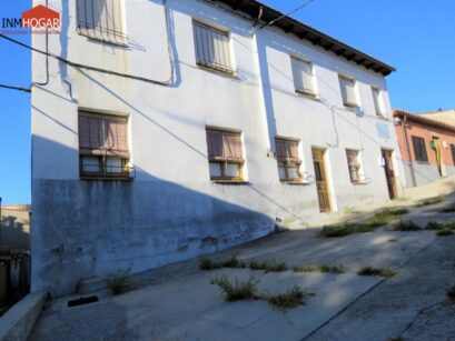 CASA EN ARÉVALO 99