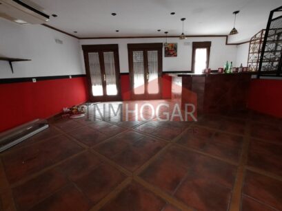 ALQUILER DE LOCAL EN ÁVILA ZONA AMURALLADA 83