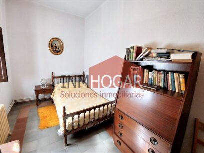 VIVIENDA EN ARÉVALO (05200) CON UN PATIO DE 100 MT 88