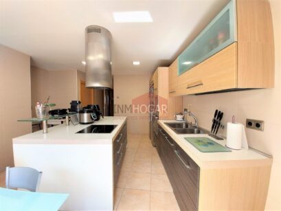 CASA EN PLENA PLAZA DEL REAL 87