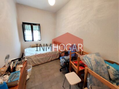 VIVIENDA EN ARÉVALO (05200) CON UN PATIO DE 100 MT 85