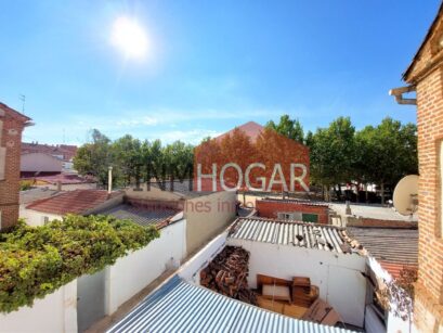 VIVIENDA EN ARÉVALO (05200) CON UN PATIO DE 100 MT 73