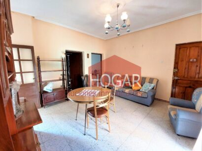 VIVIENDA EN ARÉVALO (05200) CON UN PATIO DE 100 MT 98