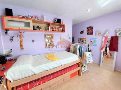 CASA EN PLENA PLAZA DEL REAL 54