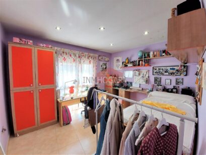 CASA EN PLENA PLAZA DEL REAL 52