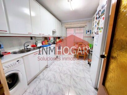 INMHOGAR VENDE EN LA AVENIDA EMILIO ROMERO (05200) 84