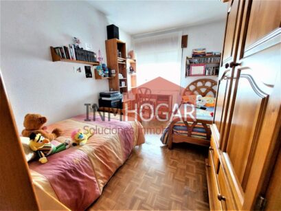 INMHOGAR VENDE EN LA AVENIDA EMILIO ROMERO (05200) 69