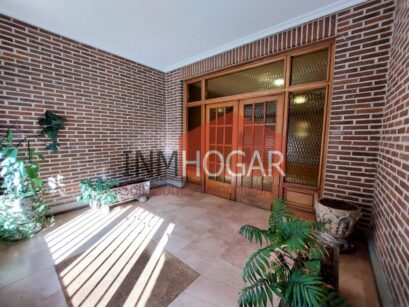 INMHOGAR VENDE EN LA AVENIDA EMILIO ROMERO (05200) 54