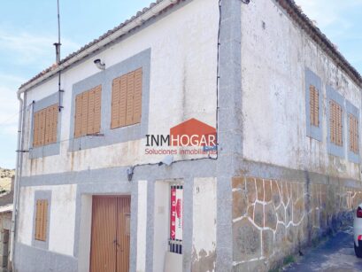 CASA EN VENTA EN BALBARDA