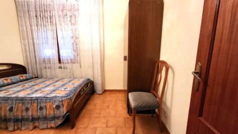 VIVIENDA EN BARRACO