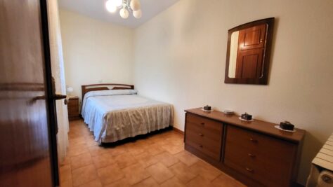 VIVIENDA EN BARRACO