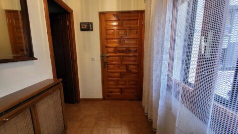 VIVIENDA EN BARRACO