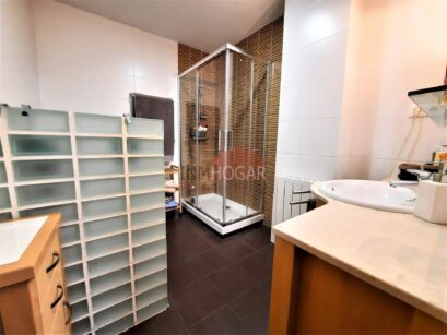 PISO EN VENTA EN NAVALUEGA