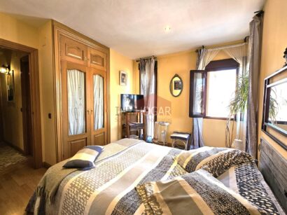 CHALET CON JARDÍN Y PATIO EN SANTA MARÍA DE LA CABEZA