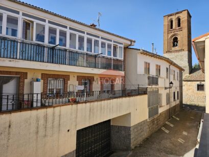 CHALET CON JARDÍN Y PATIO EN SANTA MARÍA DE LA CABEZA