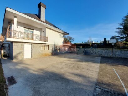 ESPECTACULAR CHALET CON PARCELA EN HERVENCIAS