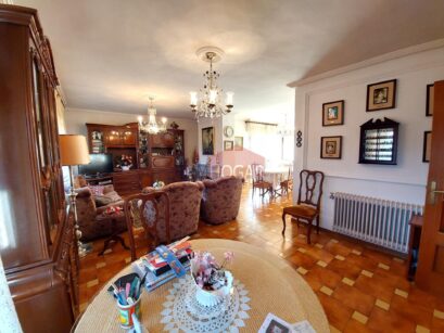 ESPECTACULAR CHALET CON PARCELA EN HERVENCIAS