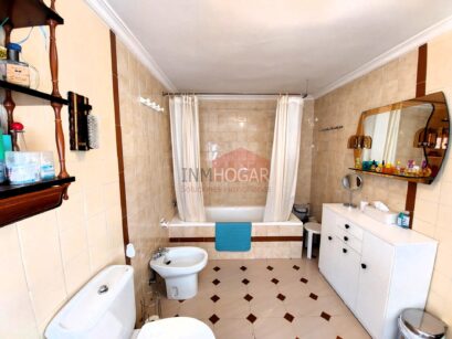 ESPECTACULAR CHALET CON PARCELA EN HERVENCIAS