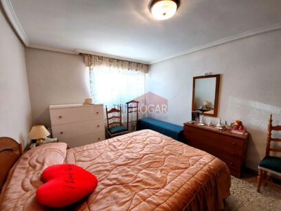 ESPECTACULAR CHALET CON PARCELA EN HERVENCIAS