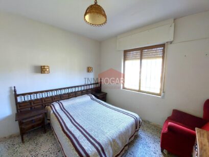 INMHOGAR VENDE ESTE CHALET EN SANCHIDRIÁN 05290 94