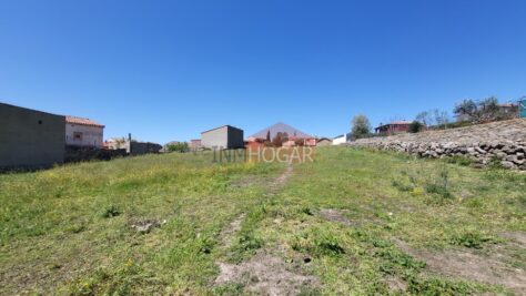 PARCELA EN BARRACO