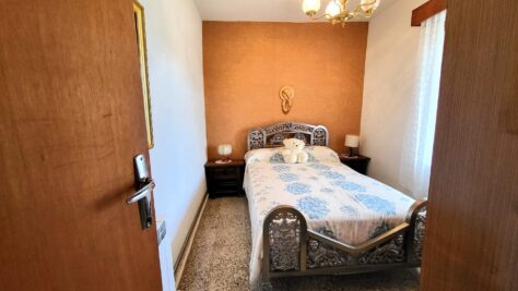 CHALET EN BARRACO EN PARCELA DE 400 MT. 90