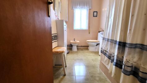CHALET EN BARRACO EN PARCELA DE 400 MT. 85