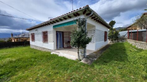 CHALET EN BARRACO EN PARCELA DE 400 MT. 100