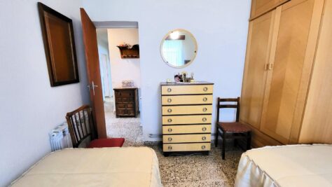 CHALET EN BARRACO EN PARCELA DE 400 MT. 82