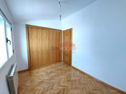 INMHOGAR ARÉVALO VENDE DÚPLEX CON TERRAZA Y HABITACIÓN EN PLANTA BAJA (05200) 69