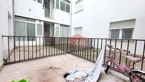 PISO EN UNIVERSIDAD