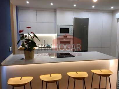 PISO COMPLETAMENTE REFORMADO EN LA ZONA SUR 100